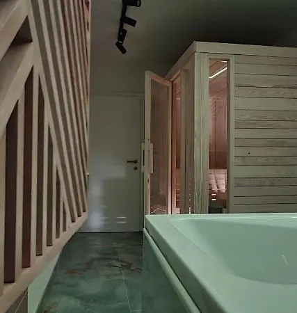 Delux Presidentbulevar *